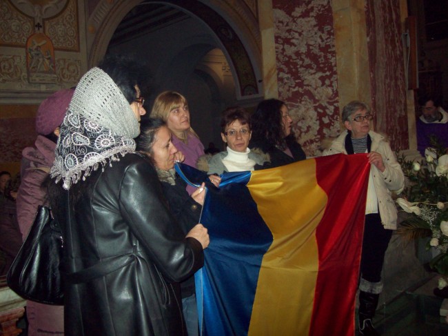 Rossano ricorda le vittime dei binari. La comunità rumena partecipa alla Santa Messa