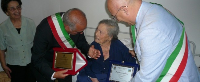 Trebisacce e Albidona festeggiano i 100 anni di nonna Maria Antonia