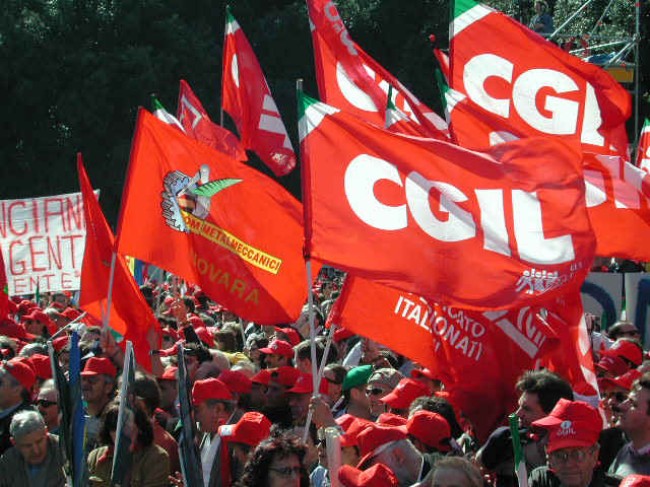 Manifestazione Cgil a Roma, in partenza diversi pullman dal Nord Calabria