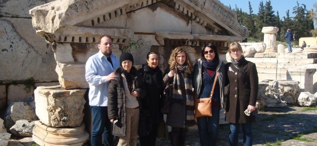 Da Rossano ad Atene, una prof del “San Nilo” unica rappresentante italiana al workshop di inglese Da Rossano ad Atene, una prof del “San Nilo” unica rappresentante italiana al workshop di inglese