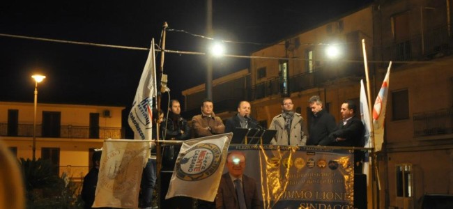 Cassano, candidato a sindaco Lione sui palchi di Sibari e Doria Cassano, candidato a sindaco Lione sui palchi di Sibari e Doria