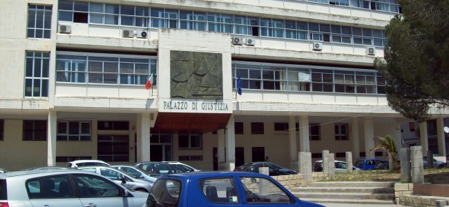 Tribunale Rossano, “Terra e Popolo” e i “Verdi” contro il centrodestra locale.  «Pochi fatti, ora dimissioni» Tribunale Rossano, “Terra e Popolo” e i “Verdi” contro il centrodestra locale.  «Pochi fatti, ora dimissioni»