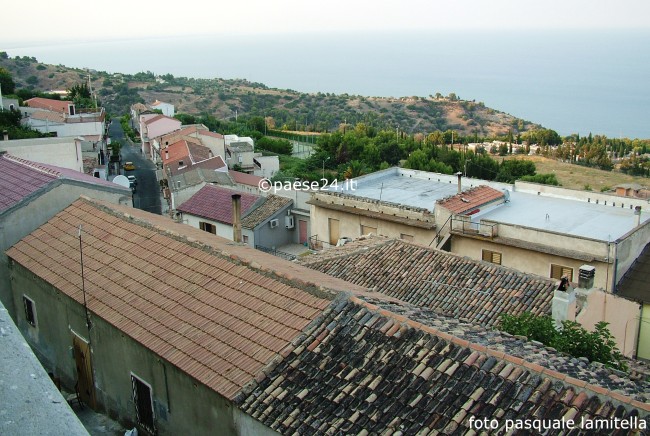 A Roseto vince la prevenzione. Centro screening “mobile” ha fatto tappa in paese A Roseto vince la prevenzione. Centro screening “mobile” ha fatto tappa in paese