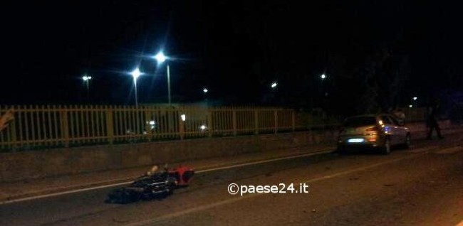 Roseto, incidente nella notte tra un’auto e una moto. Perde la vita un giovane Roseto, incidente nella notte tra un’auto e una moto. Perde la vita un giovane