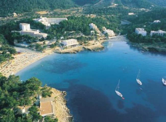 Ibiza non è solo movida, scopriamo le spiagge incontaminate delle Baleari