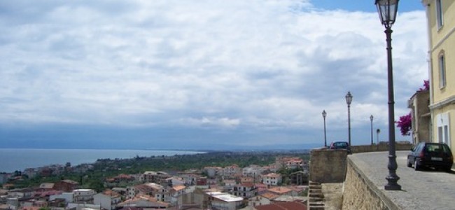 Trebisacce, la Latronico respinge accuse: «Non sopporto chi tenta di impedire libertà di pensiero» Trebisacce, la Latronico respinge accuse: «Non sopporto chi tenta di impedire libertà di pensiero»