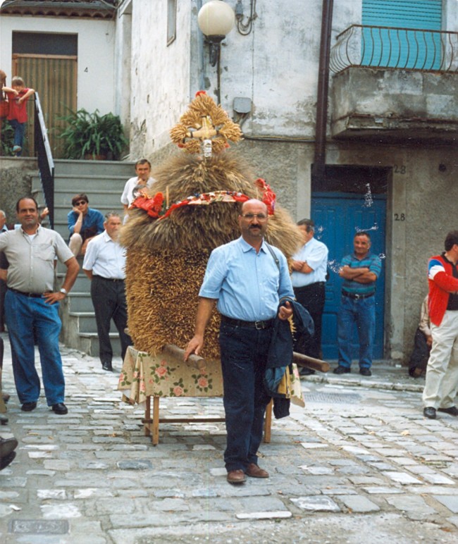 Il Diario del Pollino. La “danza del falcetto” di San Paolo Albanese, antico rito della mietitura