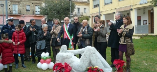 Trebisacce, l’artista Cataldi regala la “Donna Sibarita” al suo paese nativo Trebisacce, l’artista Cataldi regala la “Donna Sibarita” al suo paese nativo