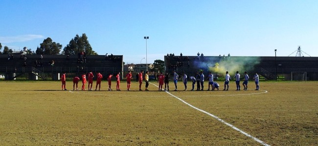 Calcio, 2^ categoria. Schiavonea passa a Sibari nel big-match. Tre punti per Amendolara. Oriolo beffato Calcio, 2^ categoria. Schiavonea passa a Sibari nel big-match. Tre punti per Amendolara. Oriolo beffato