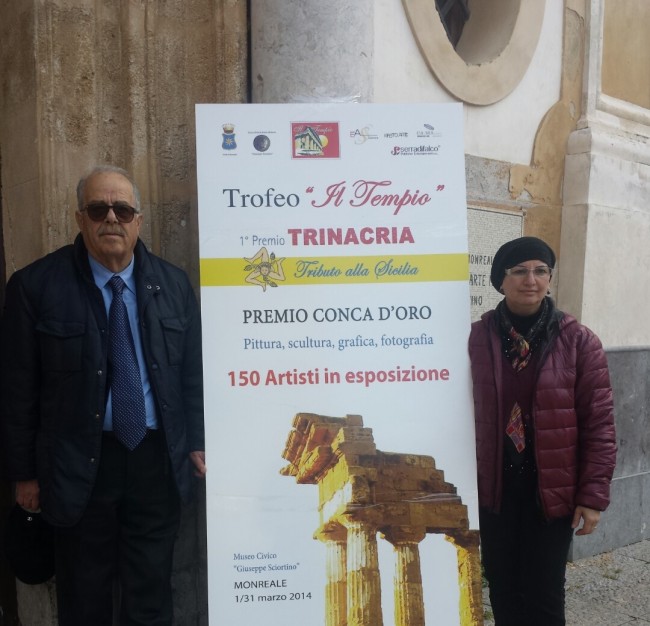 Montegiordano, anche Sgarbi apprezza le opere di Lena Gentile Montegiordano, anche Sgarbi apprezza le opere di Lena Gentile