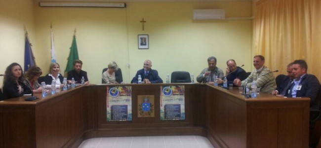 Roseto, campagna elettorale ai nastri di partenza: Lufrano presenta la lista “Cambia per Roseto” Roseto, campagna elettorale ai nastri di partenza: Lufrano presenta la lista “Cambia per Roseto”