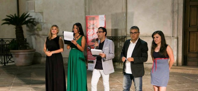 Ilaria Longobardi vince il concorso canoro “Città di Corigliano” Ilaria Longobardi vince il concorso canoro “Città di Corigliano”
