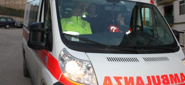 Incidente stradale a Sibari. Coinvolte una dottoressa e tre maestre Incidente stradale a Sibari. Coinvolte una dottoressa e tre maestre