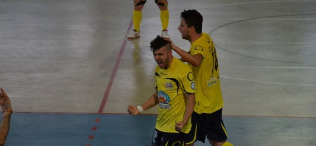 Calcio a 5, serie A2: L’Odissea 2000 Rossano torna a sorridere. Battuta 2-1 la Roma Torrino Calcio a 5, serie A2: L’Odissea 2000 Rossano torna a sorridere. Battuta 2-1 la Roma Torrino