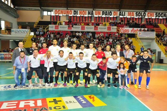 Calcio a 5, serie A: Luparense troppo forte per il Corigliano. Finisce 6-0 per i veneti Calcio a 5, serie A: Luparense troppo forte per il Corigliano. Finisce 6-0 per i veneti