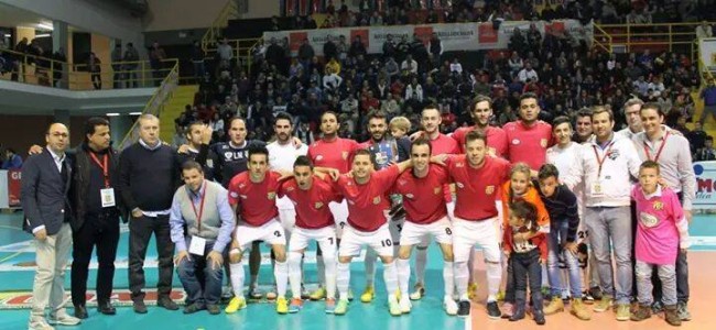 Calcio a 5, serie A: Corigliano ko ad Asti. In A2 pari in rimonta del Rossano col Catanzaro Calcio a 5, serie A: Corigliano ko ad Asti. In A2 pari in rimonta del Rossano col Catanzaro