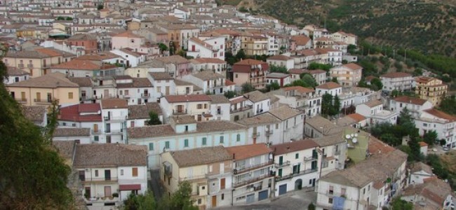 Oriolo, Palazzo di Città diviso dalla frana Oriolo, Palazzo di Città diviso dalla frana