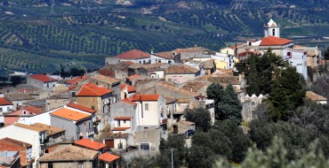 Presidente Albania in Calabria per visitare comunità arbëreshë Presidente Albania in Calabria per visitare comunità arbëreshë