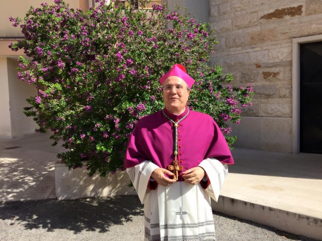 Ordinato a Bitonto il nuovo vescovo di Cassano