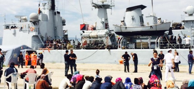Altro sbarco a Corigliano. Arrivati 475 migranti Altro sbarco a Corigliano. Arrivati 475 migranti