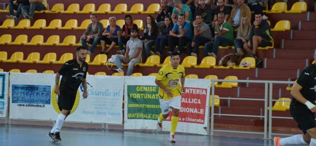 Calcio a 5. Odissea 2000 Rossano fa un passo indietro: ripartirà dalla B Calcio a 5. Odissea 2000 Rossano fa un passo indietro: ripartirà dalla B