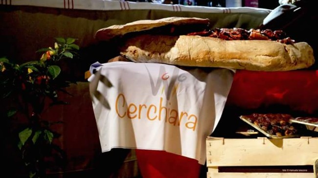 Il “cibo di strada” è di casa a Cerchiara Il “cibo di strada” è di casa a Cerchiara