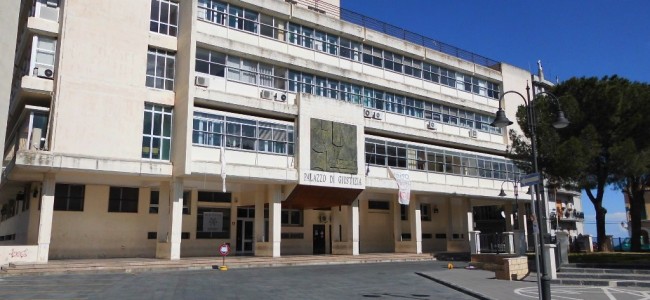 Rossano, niente liste alle comunali pur di riavere il Tribunale. L’idea di Pirillo fa proseliti Rossano, niente liste alle comunali pur di riavere il Tribunale. L’idea di Pirillo fa proseliti