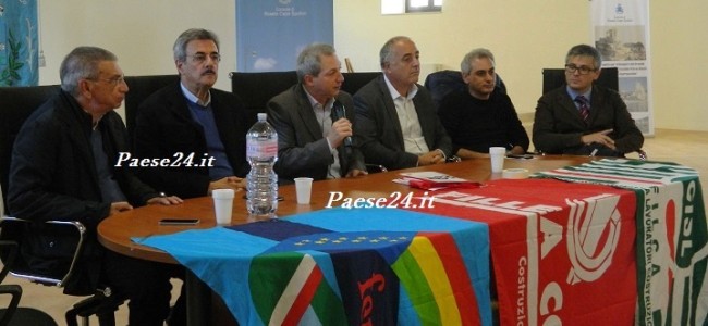 SERVIZIO VIDEO – Roseto, conferenza stampa dei sindacati sulla Ss 106 SERVIZIO VIDEO – Roseto, conferenza stampa dei sindacati sulla Ss 106