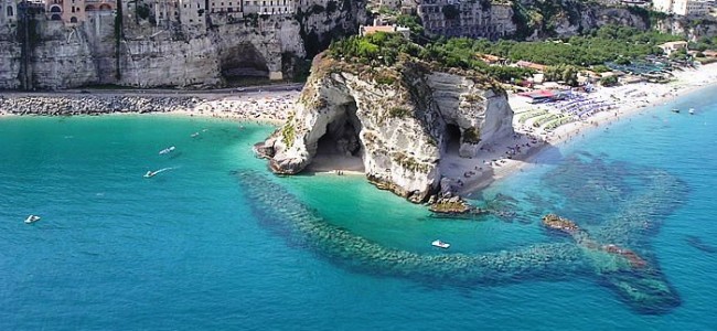 Calabria alla Bit di Milano. Vince turismo balneare con la costa jonica in crescita Calabria alla Bit di Milano. Vince turismo balneare con la costa jonica in crescita