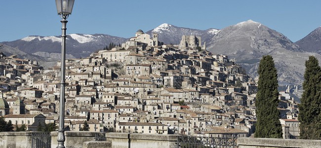 Morano, la replica dell’amministrazione all’esposto di Sel: «Solo calunnie e diffamazioni» Morano, la replica dell’amministrazione all’esposto di Sel: «Solo calunnie e diffamazioni»