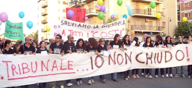 Rossano. Protesta a Roma per riapertura Tribunale. Spedita lettera a Mattarella