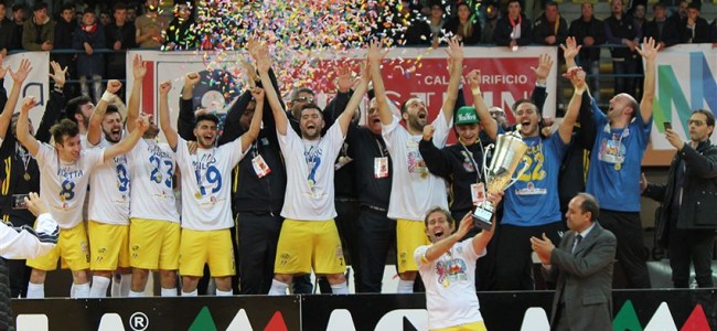 Calcio a 5, Odissea 2000 Rossano vince Coppa Italia serie B Calcio a 5, Odissea 2000 Rossano vince Coppa Italia serie B