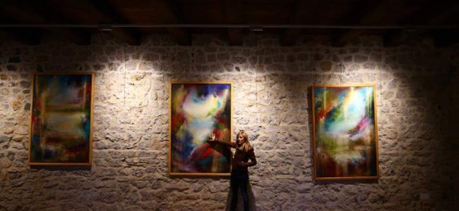 Morano, l’arte di Loredana Aino in mostra al castello Morano, l’arte di Loredana Aino in mostra al castello