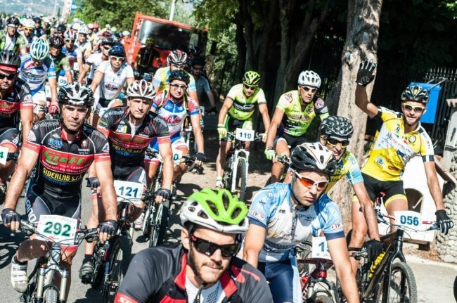 Castrovillari, centinaia di mountain bike per la scalata del Pollino