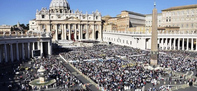 Postulatore di Amendolara per ultima canonizzazione in piazza San Pietro Postulatore di Amendolara per ultima canonizzazione in piazza San Pietro