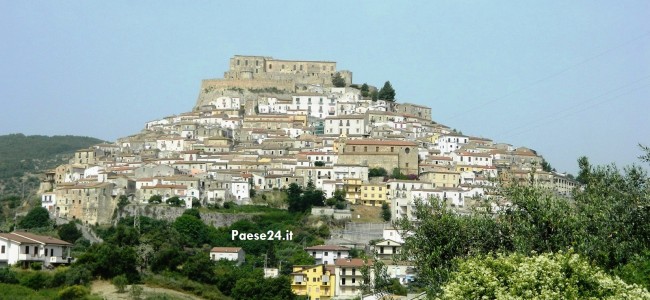 Milioni di euro ballano attorno all’Autovelox di Rocca Imperiale. Sindaco replica a Minoranza Milioni di euro ballano attorno all’Autovelox di Rocca Imperiale. Sindaco replica a Minoranza