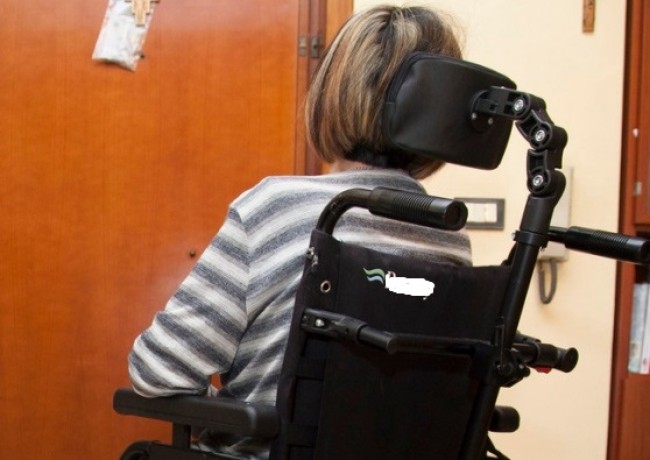 Rocca Imperiale. La battaglia di Marisa contro la sclerosi multipla. «Più attenzione per noi malati» Rocca Imperiale. La battaglia di Marisa contro la sclerosi multipla. «Più attenzione per noi malati»