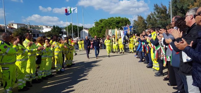 Roseto, centinaia di tute gialle per raduno Protezione Civile Gruppo Lucano Roseto, centinaia di tute gialle per raduno Protezione Civile Gruppo Lucano