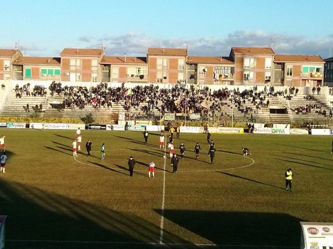 Calcio. Speranza Castrovillari. Trebisacce da urlo. Risorge Roseto. Amendolara corsara Calcio. Speranza Castrovillari. Trebisacce da urlo. Risorge Roseto. Amendolara corsara