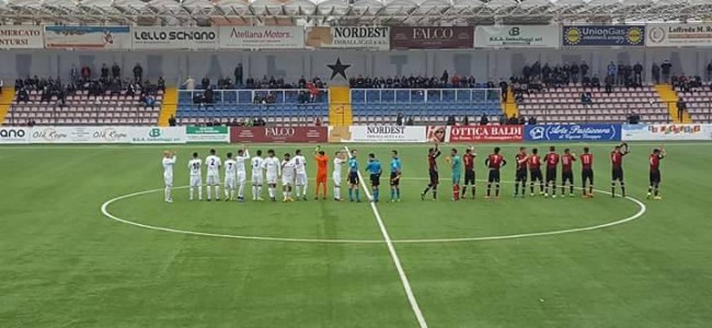 Calcio. Castrovillari KO. Buon pari per Trebisacce e Amendolara. Harakiri Roseto Calcio. Castrovillari KO. Buon pari per Trebisacce e Amendolara. Harakiri Roseto