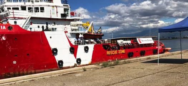 Migranti, nuovo sbarco al porto di Corigliano Calabro Migranti, nuovo sbarco al porto di Corigliano Calabro