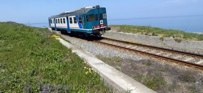 Dubbi su nuova Ferrovia Jonica. Quale vantaggio per cittadini senza ripristino treni passeggeri? Dubbi su nuova Ferrovia Jonica. Quale vantaggio per cittadini senza ripristino treni passeggeri?