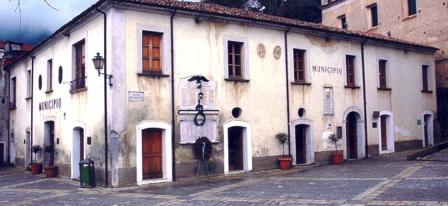 Morano, rimpasto nella giunta De Bartolo Morano, rimpasto nella giunta De Bartolo