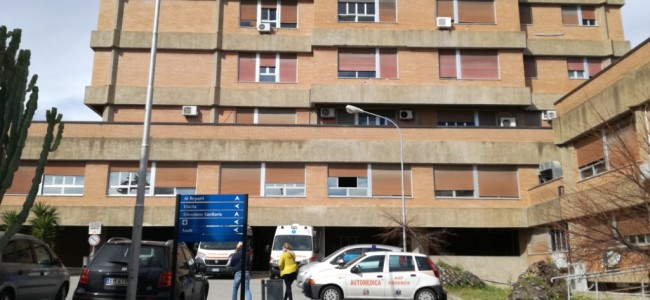 Ex Ospedale Trebisacce. Per lavori sale operatorie ancora niente soldi dalla Regione Ex Ospedale Trebisacce. Per lavori sale operatorie ancora niente soldi dalla Regione