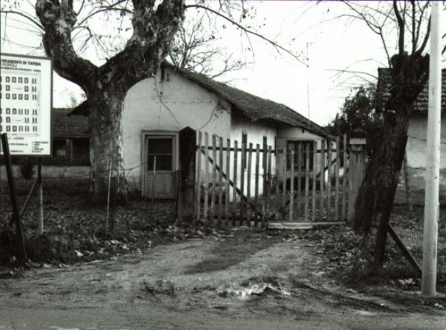Un film sul campo di concentramento di Ferramonti Un film sul campo di concentramento di Ferramonti