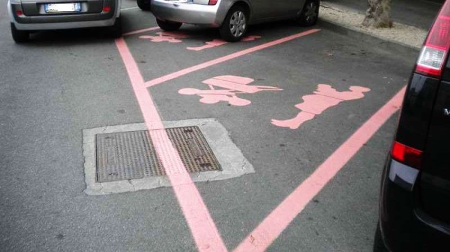 Nel Cosentino arrivano i parcheggi rosa. Riservati a donne incinte e neo-mamme