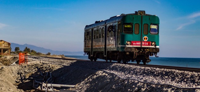 Alto Jonio sempre più isolato. Oltre ai treni, tagliato anche il servizio sostitutivo Alto Jonio sempre più isolato. Oltre ai treni, tagliato anche il servizio sostitutivo