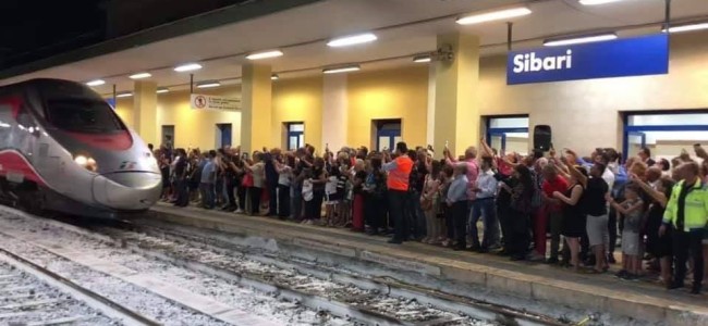 Da Sibari partito il primo Frecciargento per il Centro-Nord Da Sibari partito il primo Frecciargento per il Centro-Nord