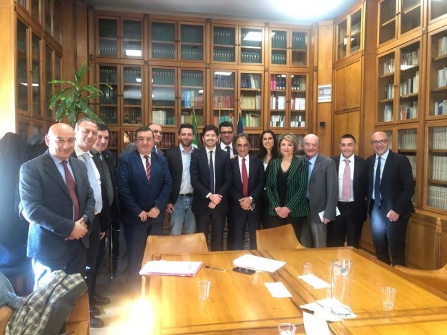 Sanità in Calabria. Sindaci incontrano a Roma il ministro Speranza Sanità in Calabria. Sindaci incontrano a Roma il ministro Speranza