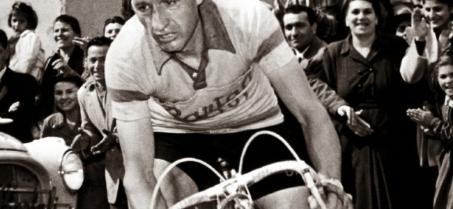 Castrovillari. Intitolata una strada a Bartali nell’anno del passaggio del Giro d’Italia Castrovillari. Intitolata una strada a Bartali nell’anno del passaggio del Giro d’Italia
